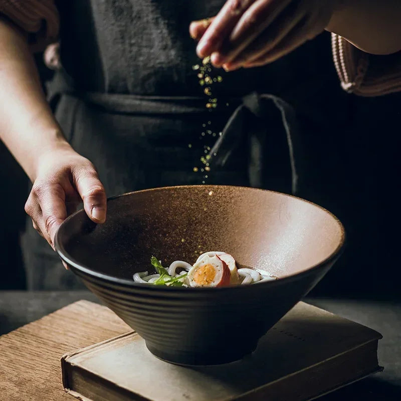 Japanese decorative bowl 